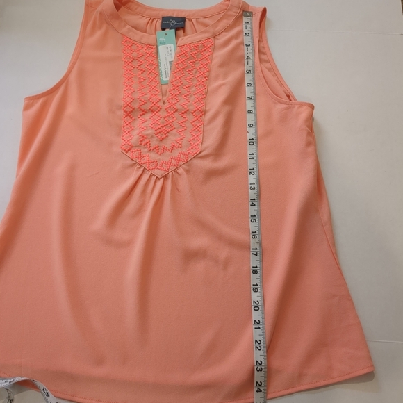 Market & Spruce Women's Jenson Embroidery Coral Blouse , NWT Stitch Fix Size M - Picture 3 of 5